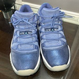 Jordan 11 “Blue Moon”